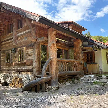 Chalet Vyr Myto pod Dumbierom